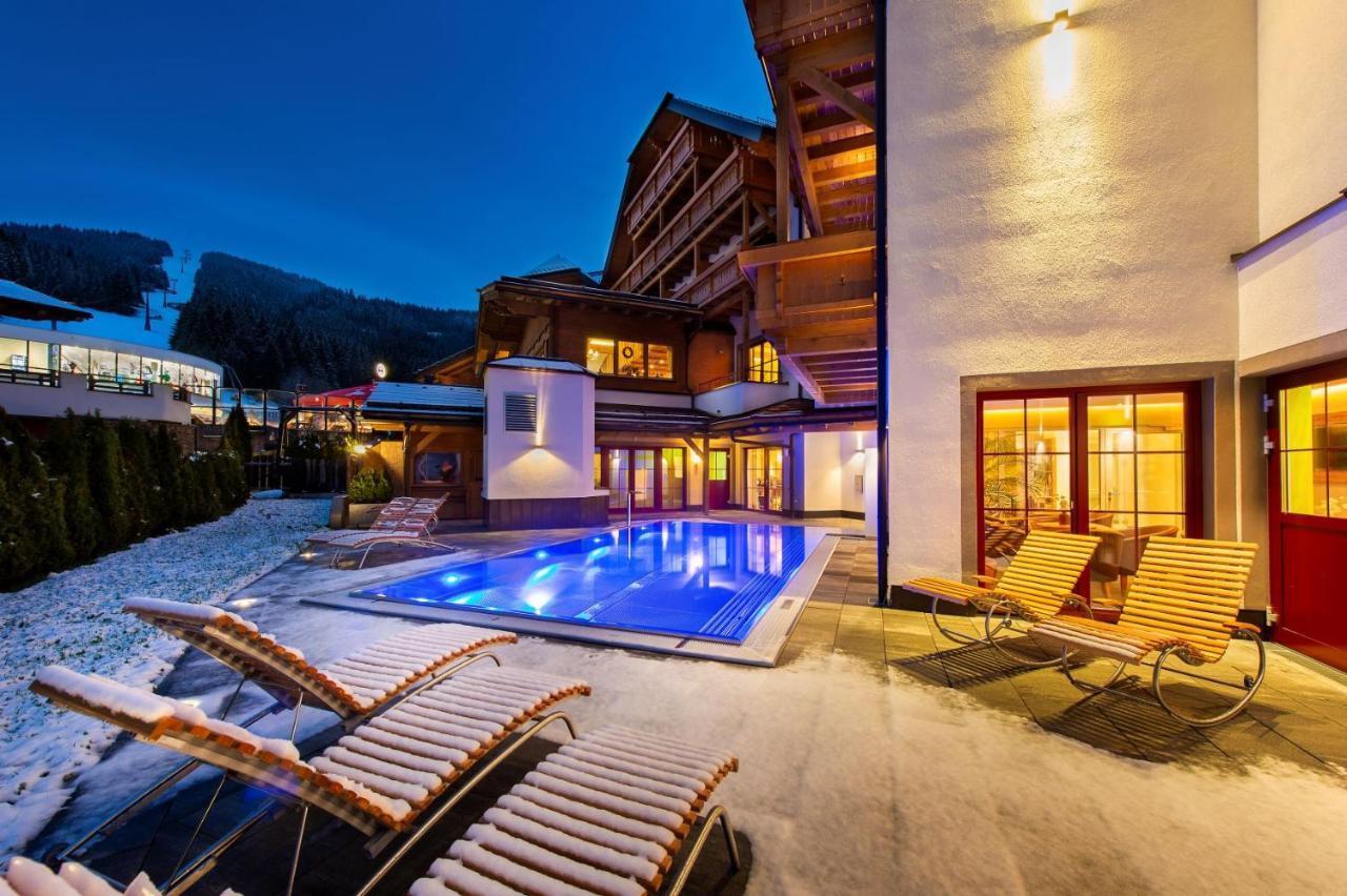 Grizzly Sport & Motorrad Resort Санкт Маргаретен им Лунгау Екстериор снимка